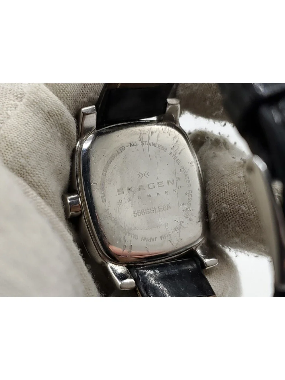 Skagen Quartz Multifunction Watch Womens New Battery MOP Dial Black Band 29mm